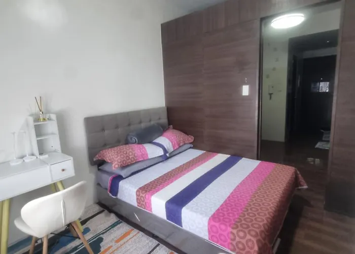 Great View 1 Bedroom In Makati Near Trident Tower Apartment *